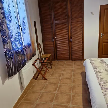 Bed & Breakfast D'hotes A Petre