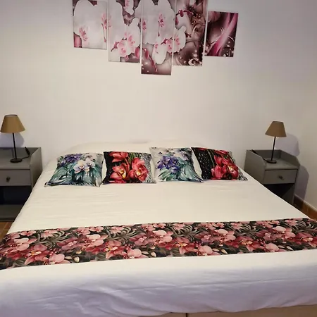 D'hotes A Petre Bed & Breakfast 3*