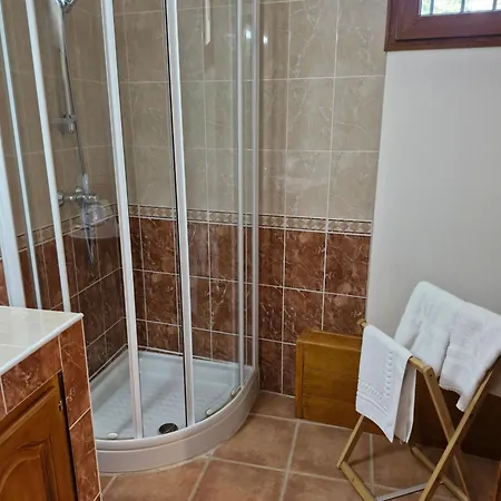 Frühstückspension D'hotes A Petre