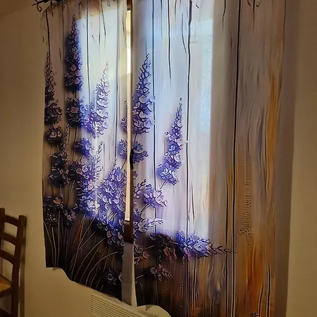 D'hotes A Petre Frühstückspension