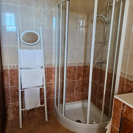 Frühstückspension D'hotes A Petre 3*