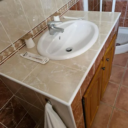 Frühstückspension D'hotes A Petre