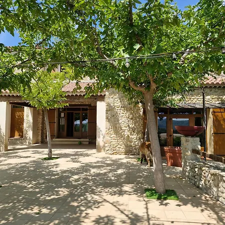 D'hotes A Petre 3* Entrevennes