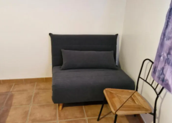 Bed & Breakfast D'hotes A Petre Entrevennes