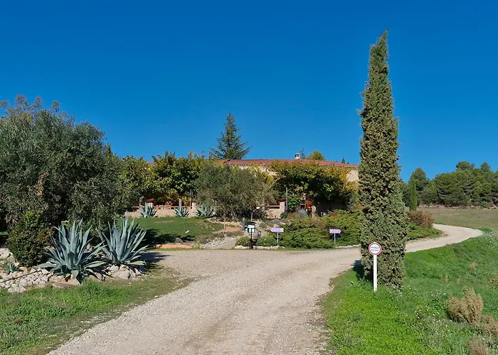 D'hotes A Petre Bed & Breakfast